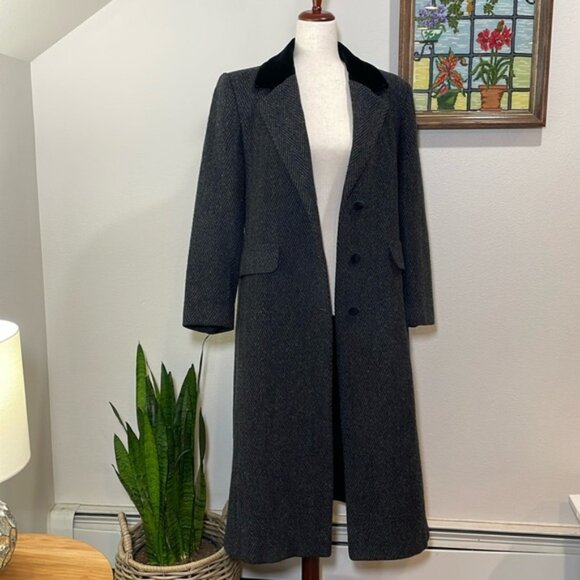 Stunningly Beautiful Wool Velvet Coat Long Made in the USA Dark Gray/Black Sz 8 - Picture 9 of 16